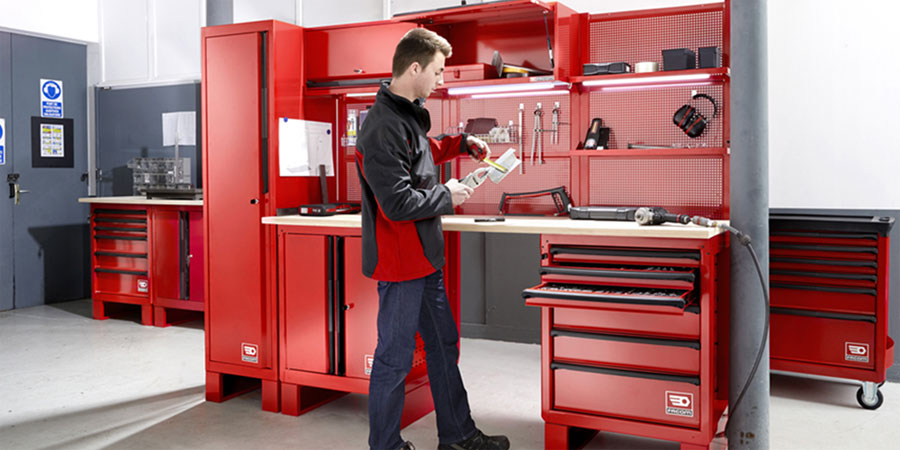 FACOM, leading Industrial hand tool brand